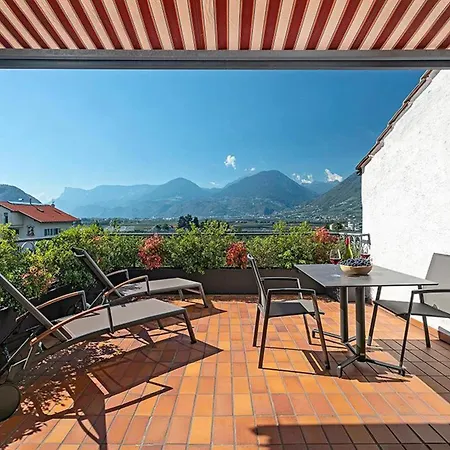 Stoeckerhof Traube Merano